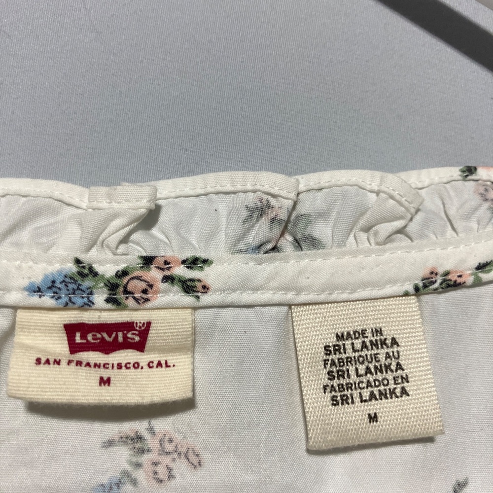 Levi’s Shirt - Picture 2 of 2
